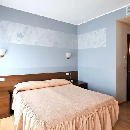 아이 캄피 디 마르첼로 몬팔코네