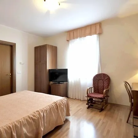 Ai Campi Di Marcello